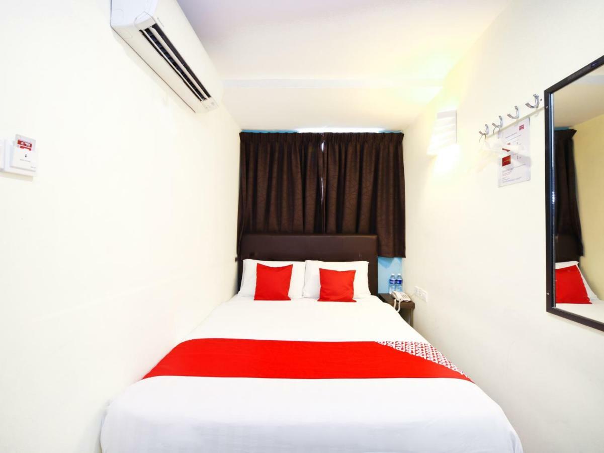 Oyo 700 Fine Hotel Куала-Лумпур Экстерьер фото