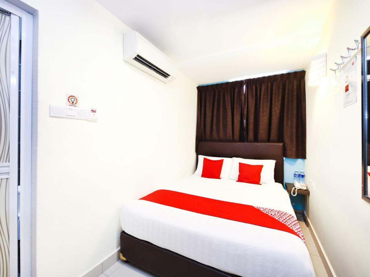 Oyo 700 Fine Hotel Куала-Лумпур Экстерьер фото